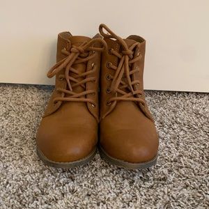 Steve Madden leather boots